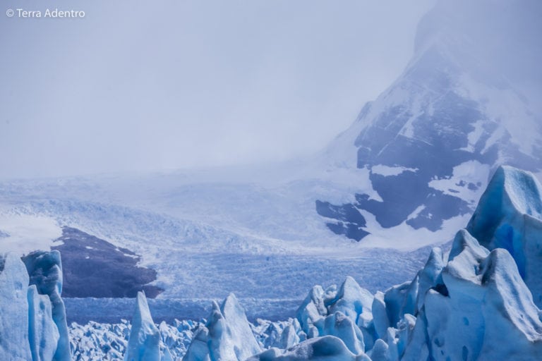 Desbravando o terceiro maior campo de gelo do mundo em El Calafate